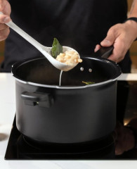 PANELA PRESSAO CERAMICA  LIFE FUNDO INDUÇÃO 4,2L PRETA